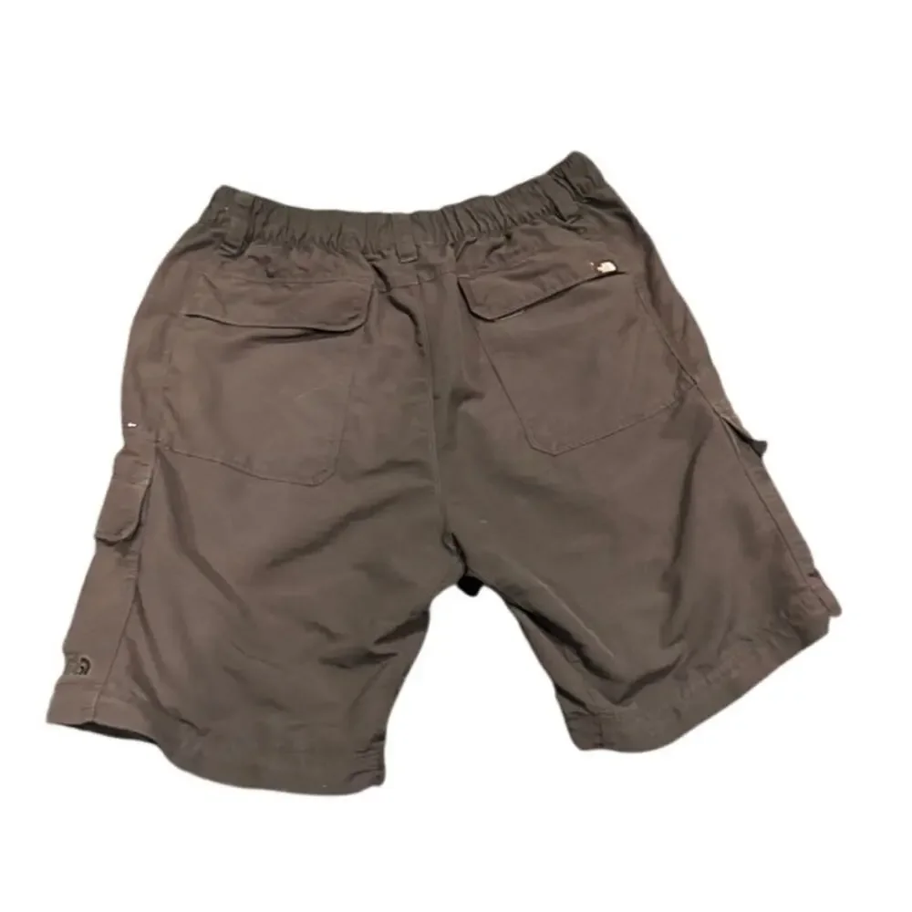 The North Face Cargo Shorts in Dark Gray Size Medium